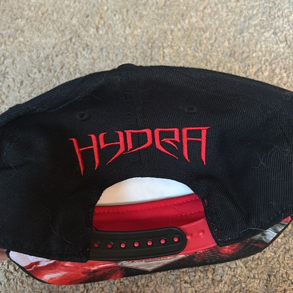 Never worn, have had for years - Picture 2 of 3